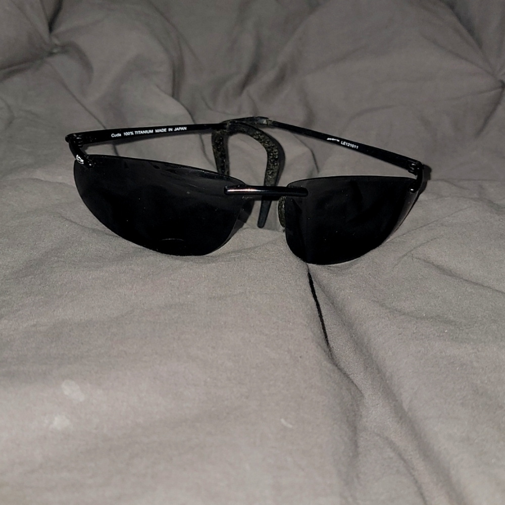 Lure eyes sunglasses